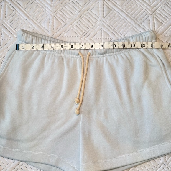 Z Supply Women’s Play On Fleece Shorts Size Small In Sky Blue - Picture 4 of 10